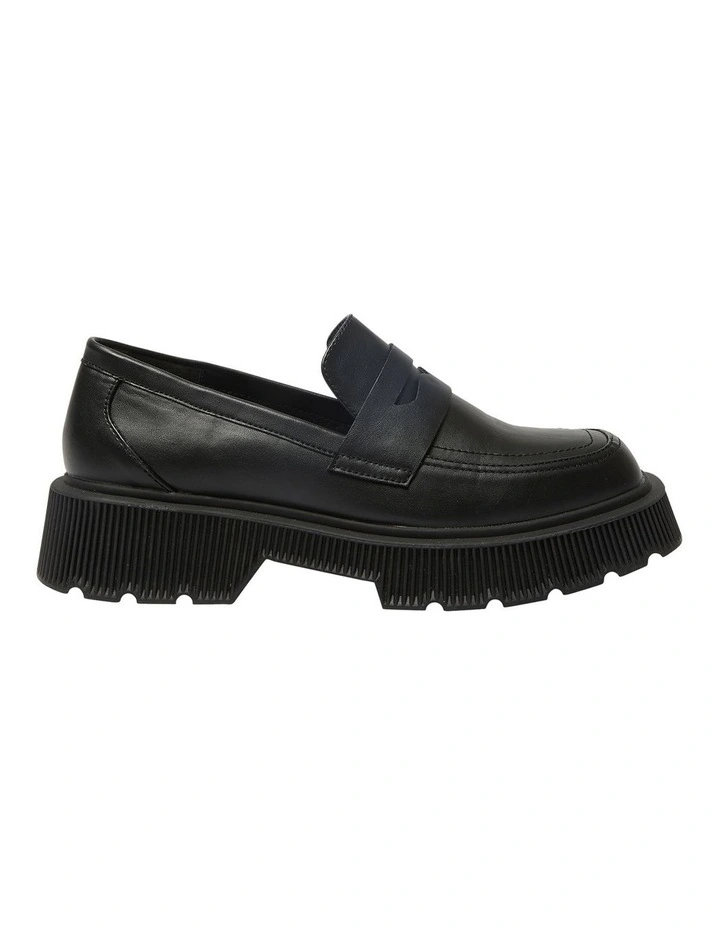 Brand new π― Ravella Tag Smooth Flat π Shoes In Black β¨ 3 Brand new π― Ravella Tag Smooth Flat π Shoes In Black β¨