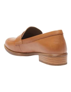 Deals ⌛ Sandler Infinity Tan Glove Flat 👟 Shoes 👏 -Flats Sales Store unnamed file 1187