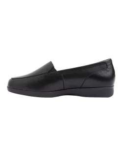 Best Sale 🥰 Wide Steps Verse Black Glove Flat 👟 Shoes 🛒 -Flats Sales Store unnamed file 1547