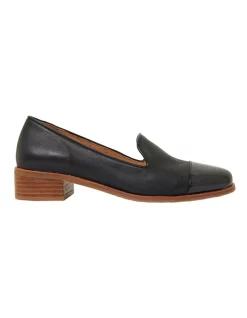 Best Pirce 😉 Sandler Sable Black Patent/Glove Flat 👟 Shoes 💯