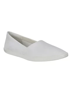 New π€© ECCO Simpil Loafers In White β