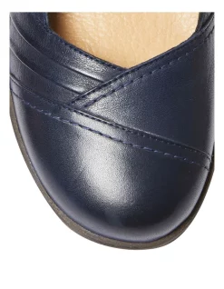 Best deal 😉 Wide Steps Larissa Flat 👟 Shoes In Navy Glove 🥰 -Flats Sales Store unnamed file 170