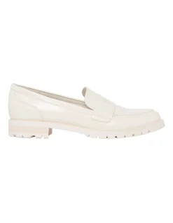 Flash Sale 🎁 Nine West Naveen Ivory Flats 🔔