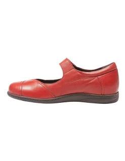 Best Sale ❤️ Wide Steps Larissa Flat 👟 Shoes In Red Glove 🥰 -Flats Sales Store unnamed file 212
