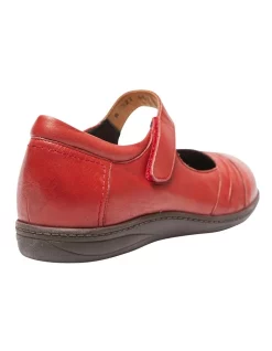Best Sale ❤️ Wide Steps Larissa Flat 👟 Shoes In Red Glove 🥰 -Flats Sales Store unnamed file 213