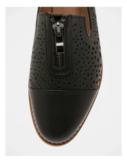 Flash Sale 🔥 Zazou Ace Black Leather Flat 👟 Shoes 👏 -Flats Sales Store unnamed file 2137