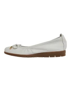 Cheapest π₯ Active Flex By Easy Steps Barton Flat π Shoes In White Leather β 11 Cheapest π₯ Active Flex By Easy Steps Barton Flat π Shoes In White Leather β -Flats Sales Store unnamed file 247