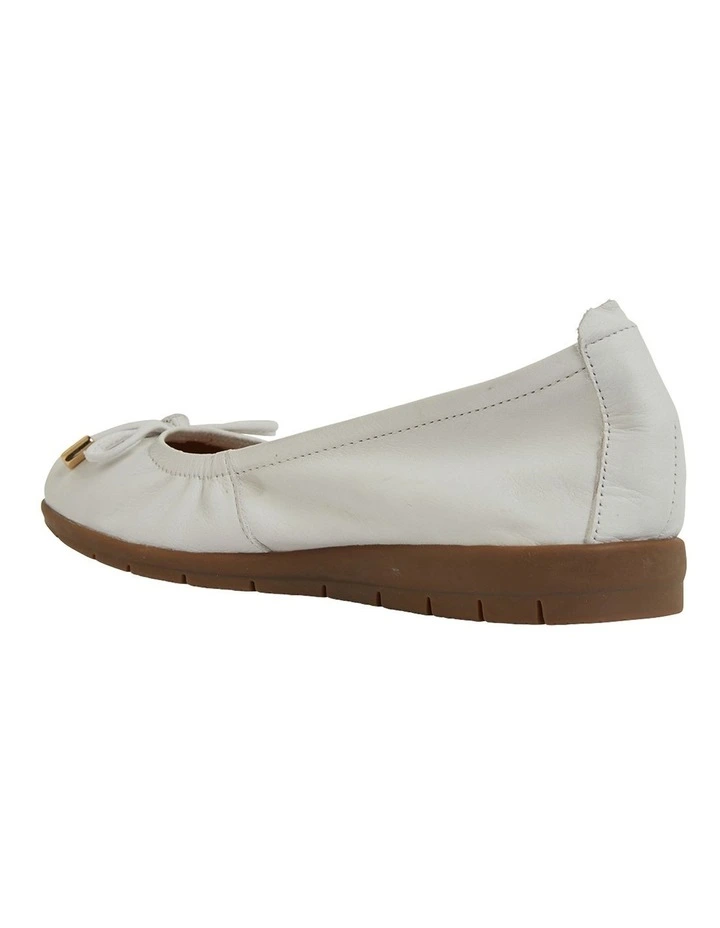 Cheapest π₯ Active Flex By Easy Steps Barton Flat π Shoes In White Leather β 9 Cheapest π₯ Active Flex By Easy Steps Barton Flat π Shoes In White Leather β - Image 7