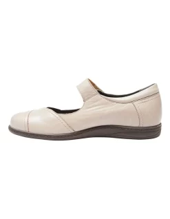 Budget 😉 Wide Steps Larissa Flat 👟 Shoes In Taupe Glove ⌛ -Flats Sales Store unnamed file 356