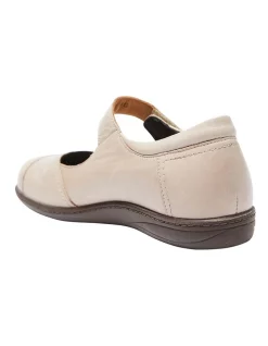 Budget 😉 Wide Steps Larissa Flat 👟 Shoes In Taupe Glove ⌛ -Flats Sales Store unnamed file 359