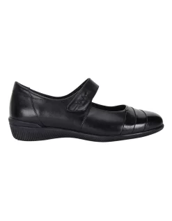 Promo 🤩 Wide Steps Winston Black Glove Flat 👟 Shoes 🔔